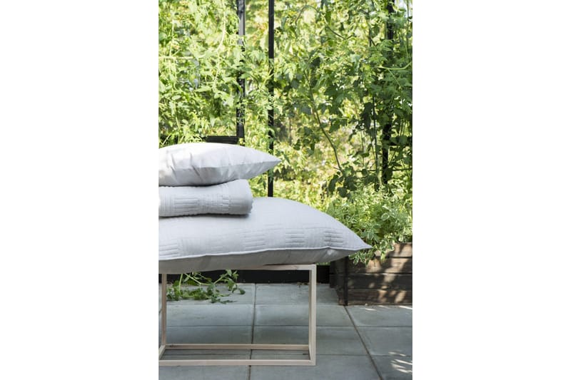 Iben Sengeteppe 240x135 cm Beige - Turiform - Tekstiler - Sengetøy - Sengeteppe - Sengeteppe enkeltseng