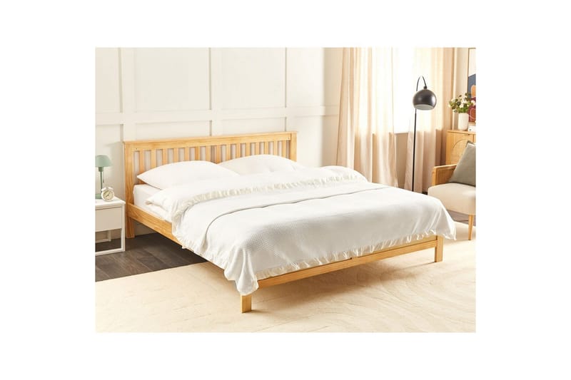 Sengeteppe Hatton Hvit, 200x220 cm - Hvit, 200x220 cm - Tekstiler - Sengetøy - Sengeteppe - Sengeteppe dobbeltseng