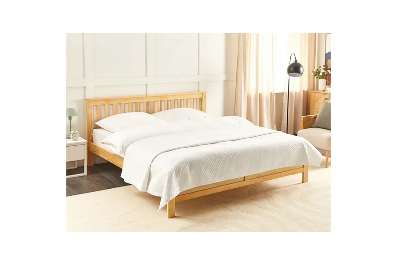 Sengeteppe Nape Hvit, 200x220 cm - Hvit, 200x220 cm - Tekstiler - Sengetøy - Sengeteppe - Sengeteppe dobbeltseng