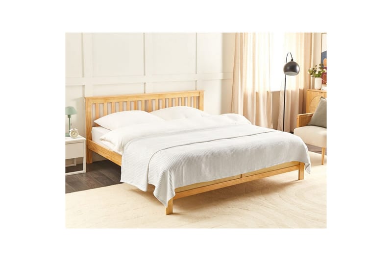 Sengeteppe Ragala Beige, 220x240 cm - Beige, 220x240 cm - Tekstiler - Sengetøy - Sengeteppe - Sengeteppe dobbeltseng