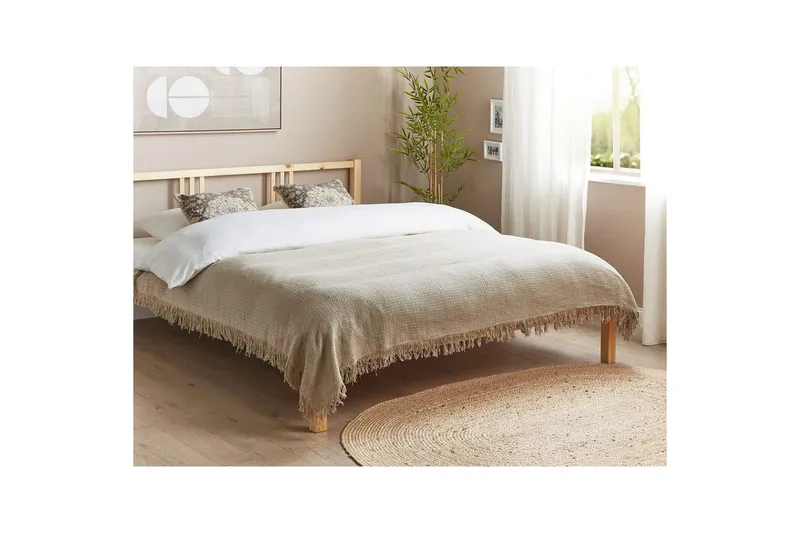 Sengeteppe Yerbent Taupe, 150x200 cm - Taupe, 150x200 cm - Tekstiler - Sengetøy - Sengeteppe - Sengeteppe dobbeltseng