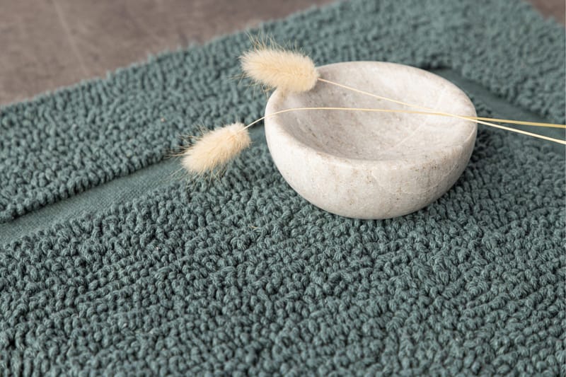 William Baderomsmatte 50x80 cm - Grønn - Tekstiler - Tepper & Matter - Baderomsmatte