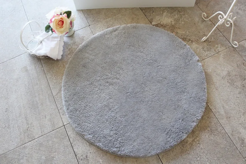 Chilai Home by Alessia Badematte 90 Rund - Grå - Tekstiler - Tepper & Matter - Baderomsmatte
