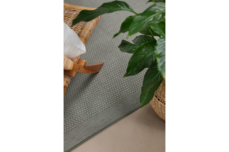 Miami Flatvevd Matte Firkantet 240x240 cm - Grønn - Tekstiler - Tepper & Matter - Små tepper