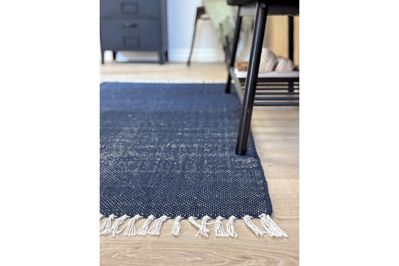 Garnteppe Line - 160x230 cm, Marineblå - Tekstiler - Tepper & Matter - Moderne tepper - Bomullstepper