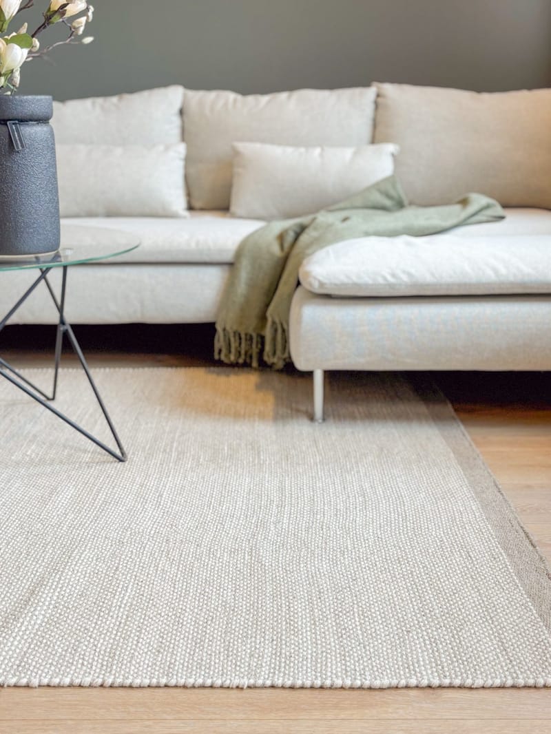 Håndvevd teppe KM Home Sandhamn 250x250 cm Sølv - Sølv - Tekstiler - Tepper & Matter - Moderne tepper - Ullteppe