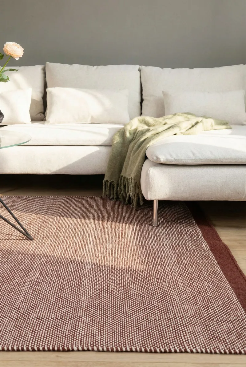 Håndvevd teppe KM Home Sandhamn Kvadrat 200x200 cm Marsala - Marsala - Tekstiler - Tepper & Matter - Moderne tepper - Ullteppe