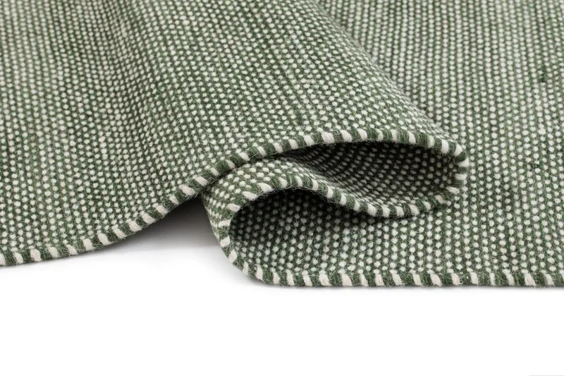 Håndvevd teppe KM Home Sandhamn Kvadrat 200x200 cm Smaragdgrønn - smaragdgrønn - Tekstiler - Tepper & Matter - Moderne tepper - Ullteppe