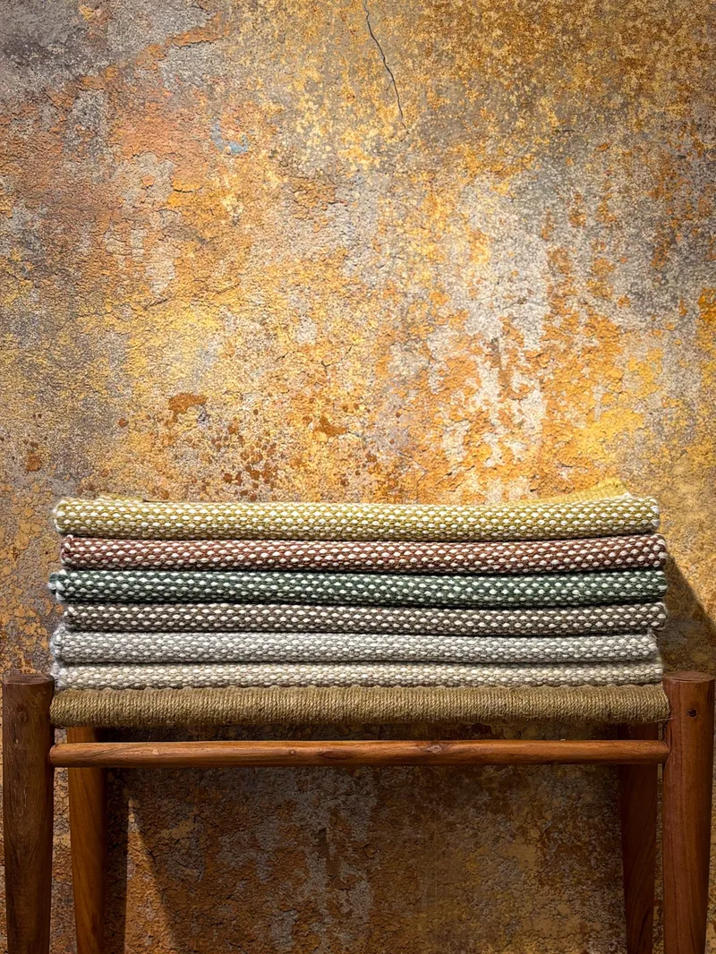 Håndvevd teppe KM Home Sandhamn Kvadrat 250x250 cm Mørk Lin - Mørk Lin - Tekstiler - Tepper & Matter - Moderne tepper - Ullteppe