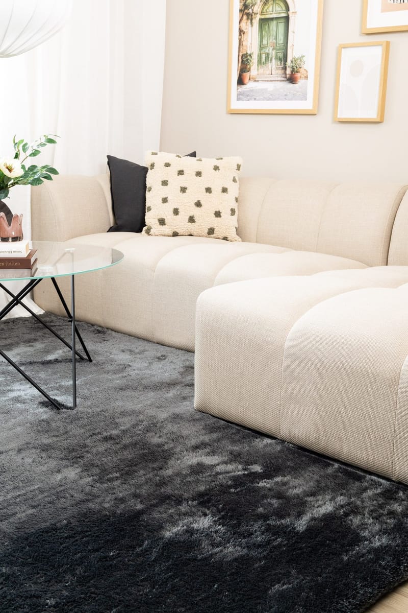Maskinvevd teppe KM Home Novelle KVADRAT 200x200 Grafitt - Grafitt - Tekstiler - Tepper & Matter - Moderne tepper - Ryeteppe