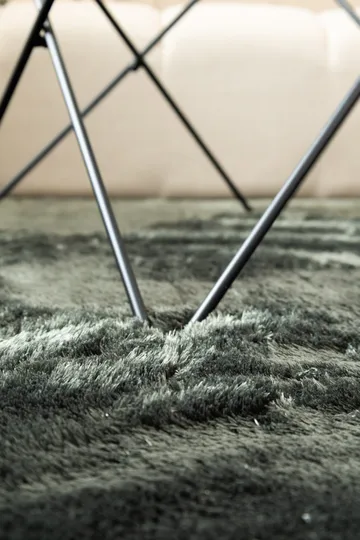 Maskinvevd teppe KM Home Novelle KVADRAT 240x240 Fløyelsgrønn - Fløyelsgrønn - Tekstiler - Tepper & Matter - Moderne tepper - Ryeteppe