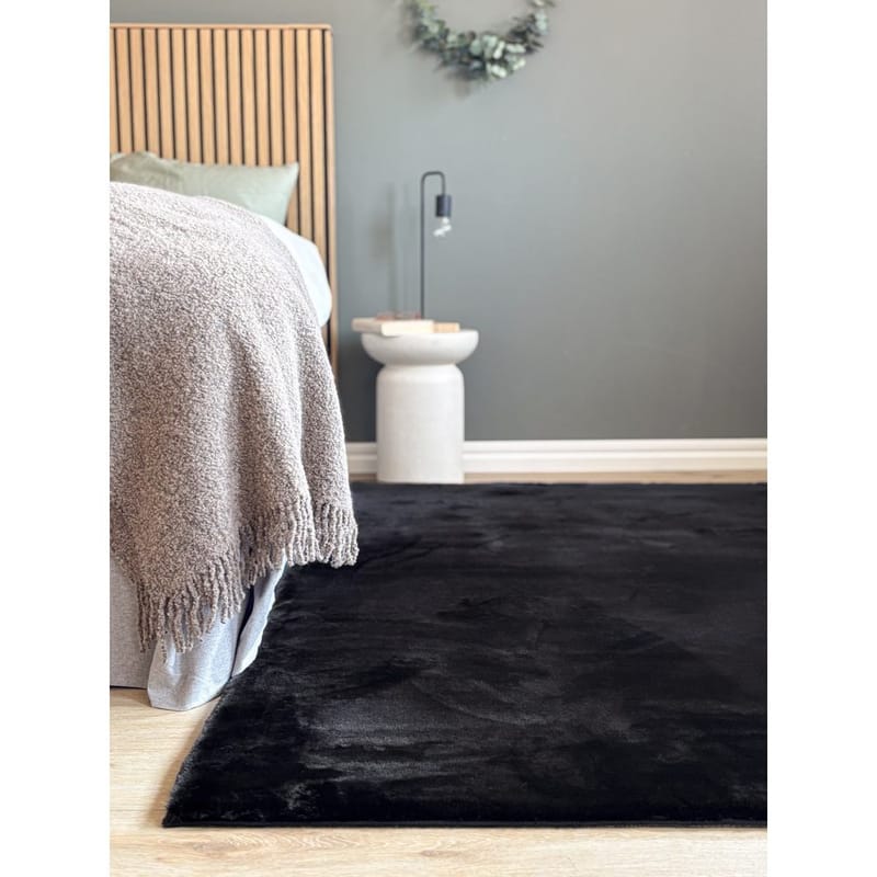 Ryematte Heaven - 240x340 cm, Svart - Tekstiler - Tepper & Matter - Moderne tepper - Ryeteppe