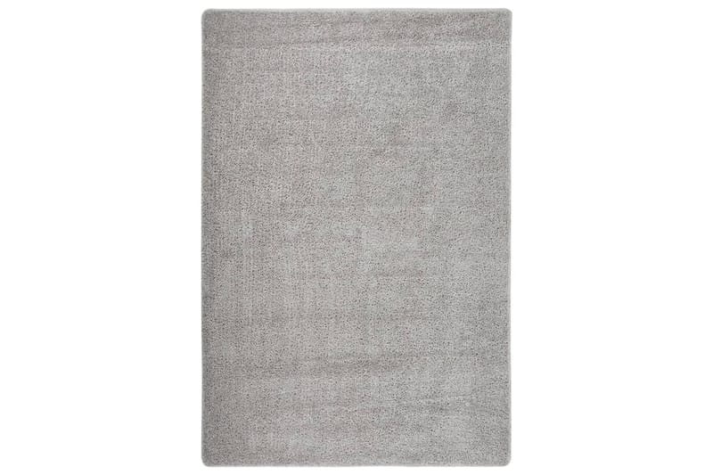 Flossteppe lysegrå 140x200 cm sklisikkert - Grå - Tekstiler - Tepper & Matter - Moderne tepper - Ryeteppe