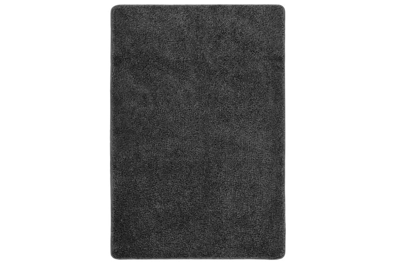 Flossteppe mørkegrå 160x230 cm sklisikkert - Grå - Ryeteppe