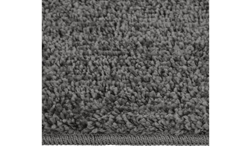 Flossteppe mørkegrå 80x150 cm sklisikkert - Grå - Ryeteppe