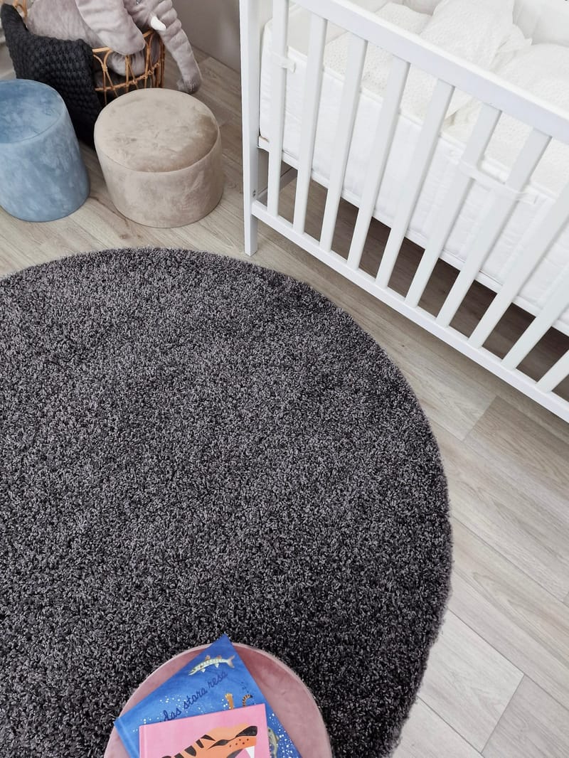 Lounge Ryeteppe Rund 200 cm - Grafitt - Tekstiler - Tepper & Matter - Moderne tepper - Ryeteppe