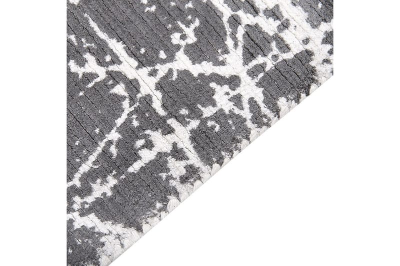 Teppe Hanli - Grå, hvit, 140x200 cm - Tekstiler - Tepper & Matter - Moderne tepper - Viskosematter