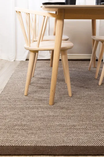 Håndvevd teppe KM Home Sandhamn 240x340 cm Sjokolade - Sjokolade - Tekstiler - Tepper & Matter - Moderne tepper - Ullteppe