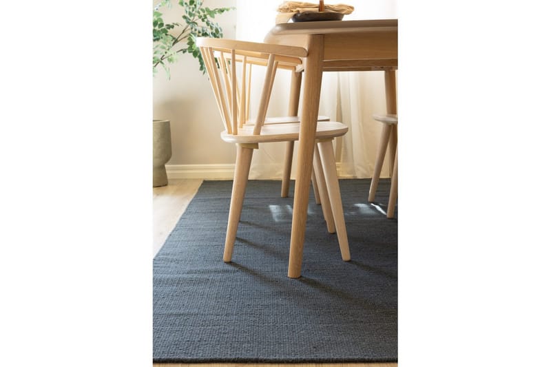 Ullteppe Molly - 160x230 cm, Grafitt - Tekstiler - Tepper & Matter - Moderne tepper - Ullteppe