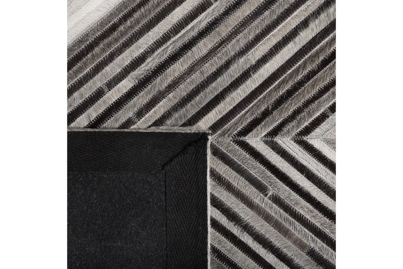 Aytepe Skinnteppe 140x200 cm - Grå - Tekstiler - Tepper & Matter - Skinn & pelstepper