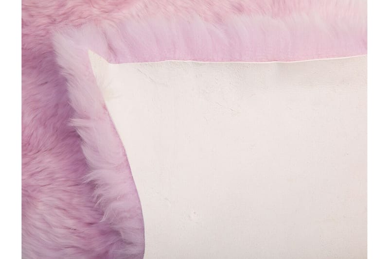 Butchee Saueskinn 65x110 cm - Rosa - Tekstiler - Tepper & Matter - Skinn & pelstepper