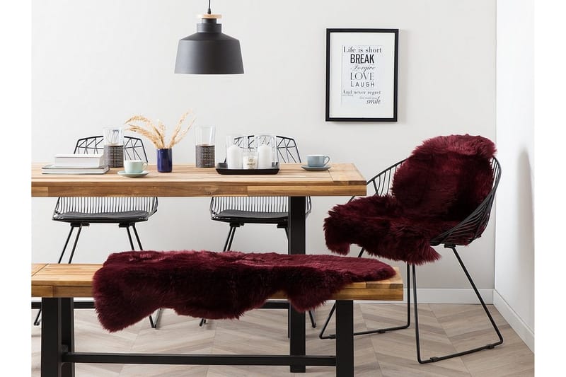 Uluru Saueskinn 65x110 cm, Rød