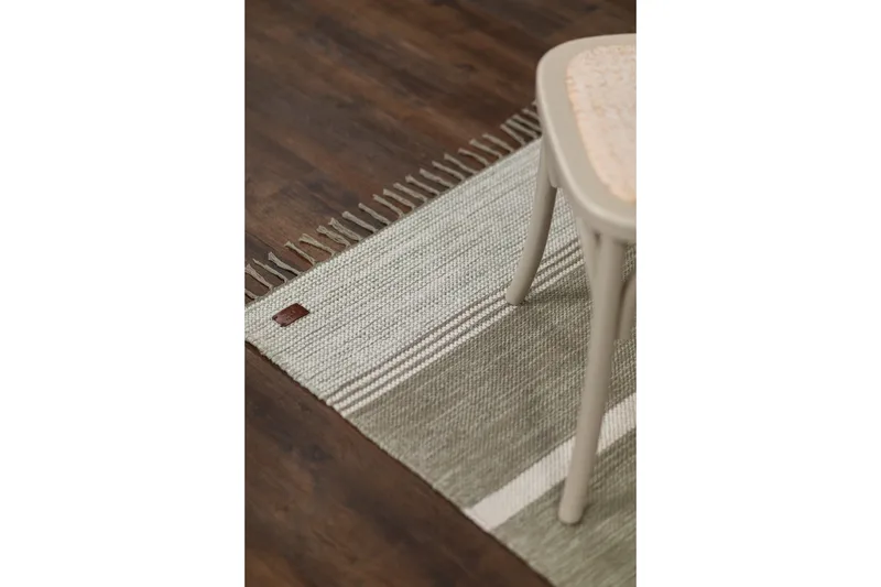 Vindö Matte 135x195 - Olivengrønn - Tekstiler - Tepper & Matter - Moderne tepper - Wiltontepper