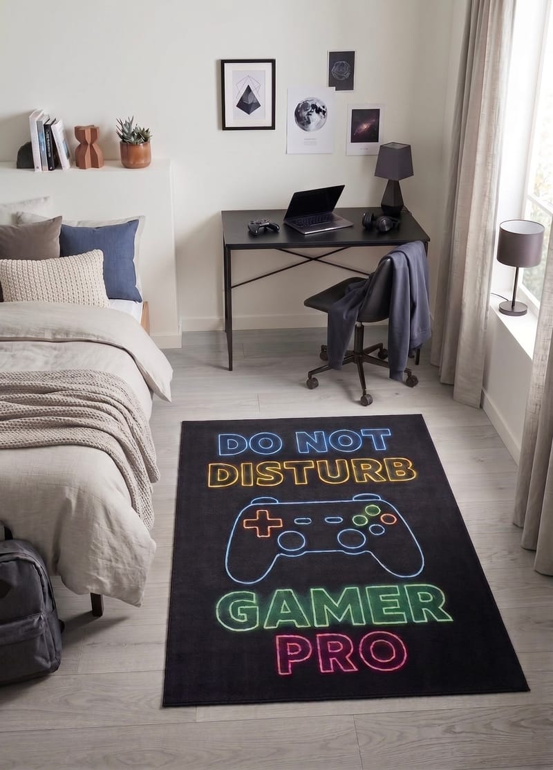Maskinvevd teppe KM Home Play Gamer 120x160 Svart - svart - Tekstiler - Tepper & Matter - Spesialmatte - Gamingmatte