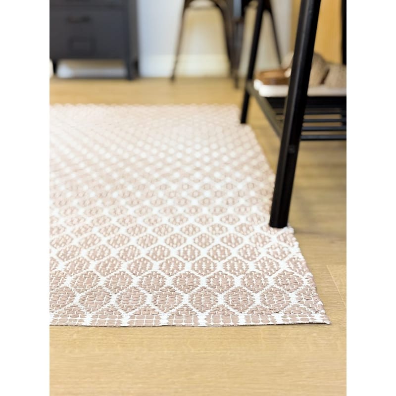 Plastteppe Hilma Link - 70x150 cm, Rosa - Tekstiler - Tepper & Matter - Utendørstepper - Plasttepper