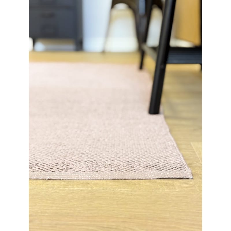 Plastteppe Hilma Plain - 70x150 cm, Rosa - Tekstiler - Tepper & Matter - Utendørstepper - Plasttepper