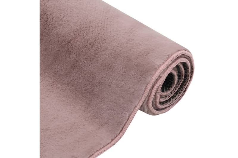 Teppe kunstig kaninskinn 180x270 cm gammelrosa - Rosa - Tekstiler - Tepper & Matter - Utendørstepper - Plasttepper
