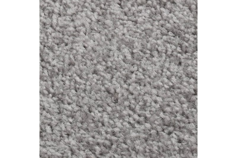 Teppe med kort luv 140x200 cm grå - Grå - Tekstiler - Tepper & Matter - Utendørstepper - Plasttepper