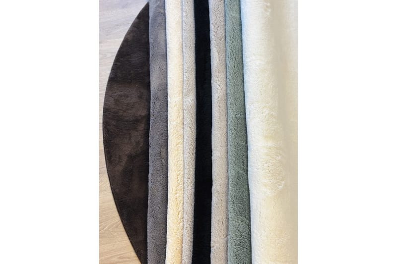 Vaskbart teppe Soft Shape - 240x340 cm, Grønn - Tekstiler - Tepper & Matter - Flatvevde tepper